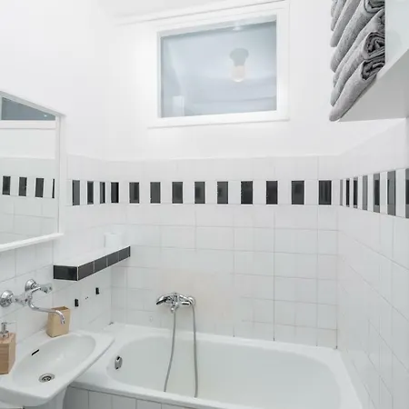 Apartment Chill Brzozowa Old Town