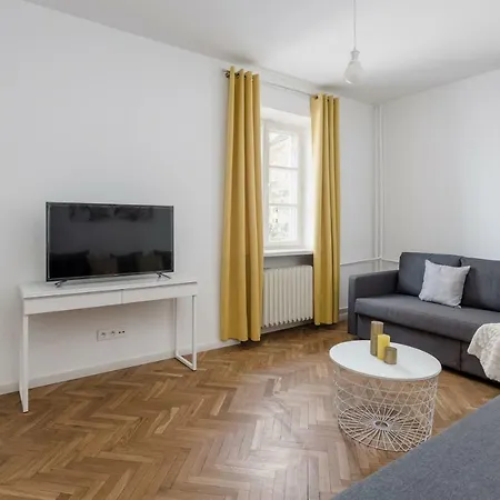 Chill Brzozowa Old Town * Varsovia